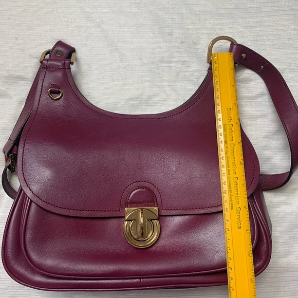 Authentic Tory Burch James Saddle Crossbody - Picture 6 of 8